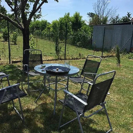 Villa Dolne Saliby * Dolne Saliby