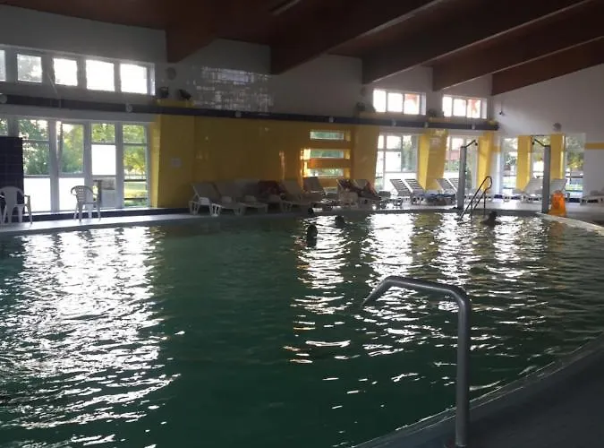 Villa Dolne Saliby * Alsószeli