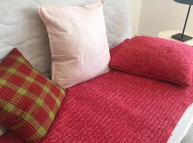 Villa Dolne Saliby * Alsószeli